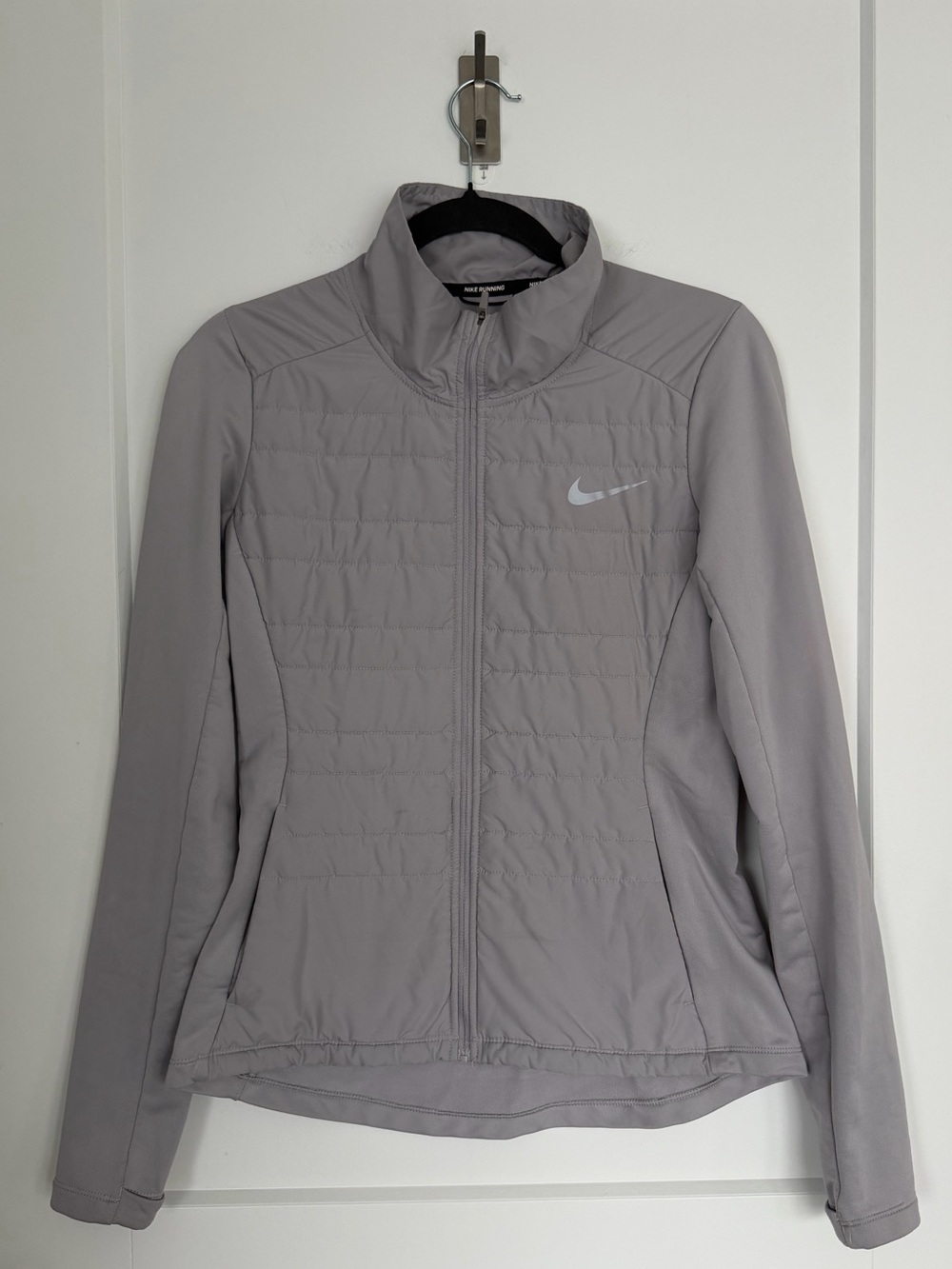 Nike Women’s Light Gray Quilted Shoes Jacket size Small